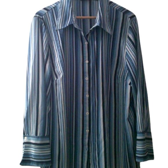 Maggie Barnes Size 2X Button down Blouse Plus Size Blouse (imperfect) - Picture 4 of 8